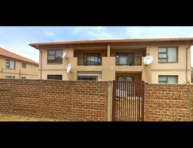 2 BEDROOM APARTMENT FOR SALE IN PARKRAND